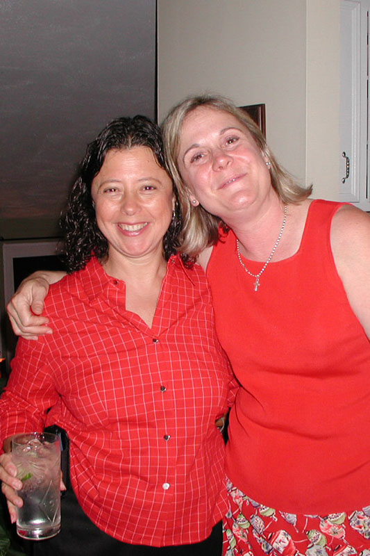 065Carol&Carolynlong