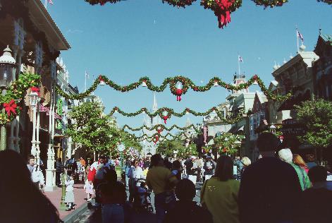 99-12-28-WDW-299-069