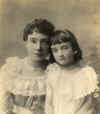 mother&daughter.JPG (86103 bytes)