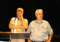 12.JPG (35611 bytes)